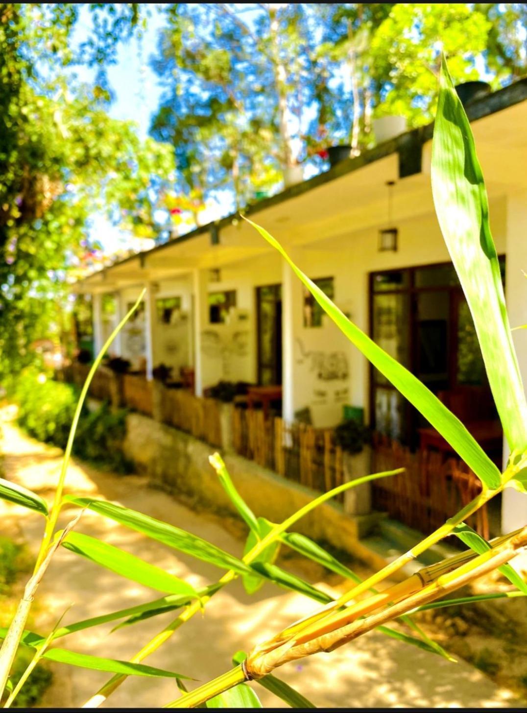 Hotel Blissful Haven Ella Exterior foto